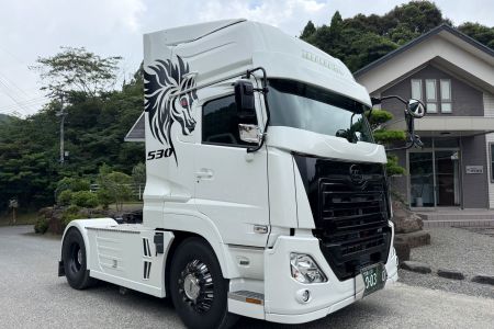 15001000truck_530ps_b.jpg