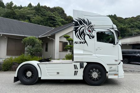 15001000truck_530ps_a.jpg